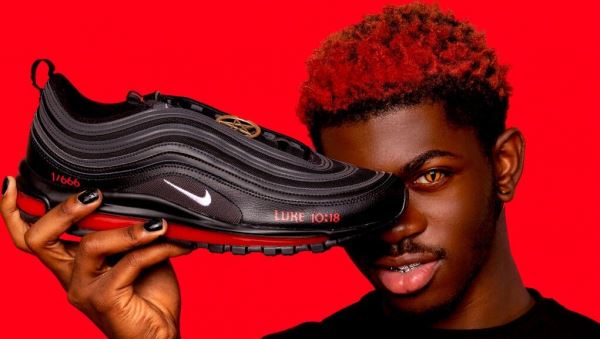 Nike подали в суд на MSCHF из-за сатанинских кроссовок 
